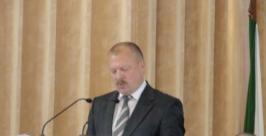 Валерий Соколов выступает с докладом на заседании городской думы Алла Шпарейчук