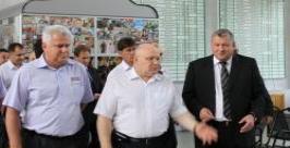 Новая железнодорожная компания появится в Хабаровском крае и ЕАО http://www.rg.ru/2011/07/07/reg-dvostok/zhd.html