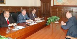  встреча Вячеслава Шпорта с заместителем генерального директора Президентской библиотеки и Андрей Свинчуков