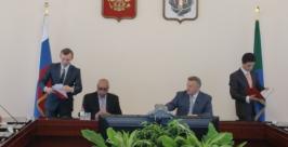 Подписание соглашения Леонид Карпов, РИА AmurMedia