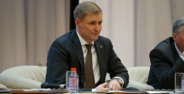 Сергей Луговской избран секретарем Хабаровского регионального отделения &quotЕдиной России&quot Евгений Попов