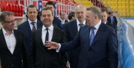 Дмитрий Медведев посетил ледовую арену &quotЕрофей&quot в Хабаровске Евгений Попов