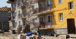 Пострадавшие от наводнения в Хабаровске заселятся в новые дома в конце июня Александра Мельник