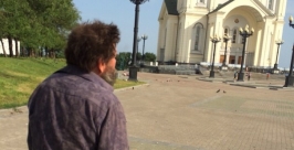 Бомжи оккупировали в Хабаровске площадь Славы корр. ИА AmurMedia