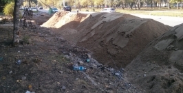 Теплотрасса на улице Ворошилова в Южном микрорайоне Евгений Попов