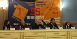 Если встретится интересная хабаровская девушка, я возьму ее на кинопоезд ВГИК – Малышев Юлия Короткова