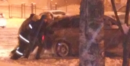 Спасатели вышли на помощь к застрявшим автомобилям в центре Хабаровска Лилия Федосеева, ИА AmurMedia