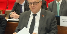 Надо ставить вопрос о доверии правительству Хабаровского края – Виктор Постников Ко Виктория, AmurMedia 