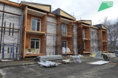 В Николаевске-на-Амуре продолжается строительство первого в крае дома из бруса Администрация Николаевского района