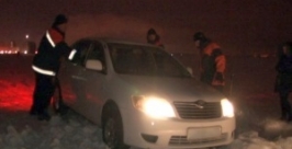 Спасатели &quotразморозили&quot автомобиль в Хабаровске пресс-служба ДВРПСО