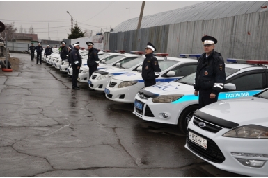 Смотр служебных автомобилей полиции прошел в Хабаровске Пресс-служба УМВД России по Хабаровскому краю