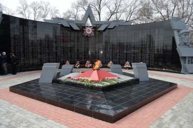 Мемориал в честь погибших железнодорожников обновили в Хабаровске Пресс-служба губернатора и правительства Хабаровского края
