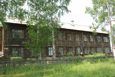 Сложная ситуация с жильем сложилась в п. Октябрьский Ванинского района Хабаровского края Павел Бондаревский