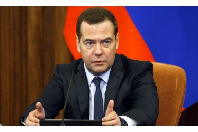 Дмитрий Медведев обязал министров регулярно летать в Крым и на Дальний Восток  Сайт Правительства РФ