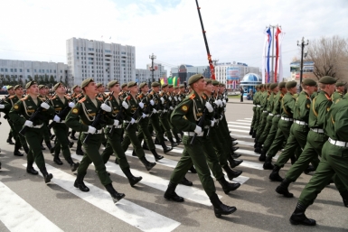 Тренировки парадных расчетов к военному параду начнутся в Хабаровске на следующей неделе Корр. ИА AmurMedia