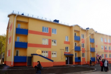 Около 30 семей из деревянных бараков 30-40-х годов переехали в новые дома в Комсомольске Пресс-служба администрации города Комсомольск-на-Амуре
