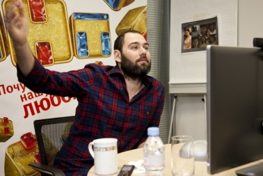 Семен Слепаков рассказал хабаровским журналистам, о чем на самом деле сериал "Озабоченные" телеканал ТНТ