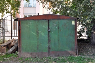 Романтичный комсомольчанин украл у соседа металлический гараж, чтобы подарить знакомой Оленникова Мария, IrkutskMedia