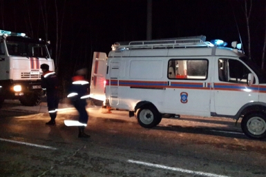 Машина встала из-за того, что замерзли воздушные подушки в ходовой части пресс-служба Амруского спасательного отряда МЧС РФ