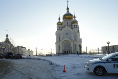 Парковочным беспределом омрачило День воина-интернационалиста хабаровская ГИБДД  Корр. ИА AmurMedia