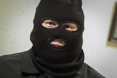 Хабаровчанам рассказали, как не попасть в &quotлапы&quot мошенников-виртуозов  Балашов Антон, PrimaMedia