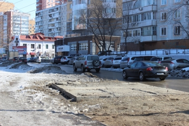 Пересечение Уссурийского бульвара и улицы Запарина, где ранее стоял биотуалет Корр. ИА AmurMedia