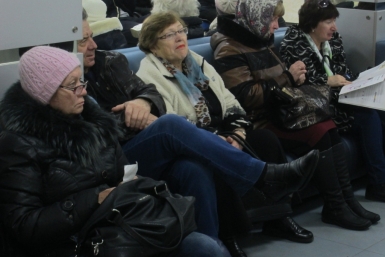 Хабаровчане часами простаивают в очереди за субсидированными билетами  Корр. ИА AmurMedia