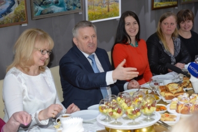 Губернатор Хабаровского края собрал региональный &quotженсовет&quot Пресс-служба Губернатора и Правительства Хабаровского края