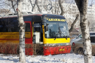 Странными маневрами удивили жителей Хабаровска автобусы 29-го и 40-го маршрутов Пушкина Юлия, PrimaMedia