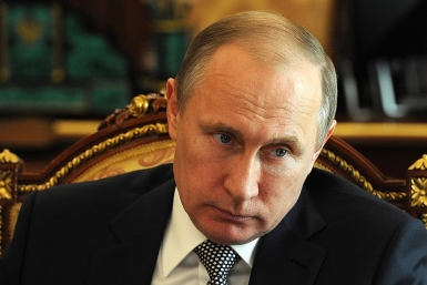 Владимир Путин на встрече с Юрием Трутневым и Александром Галушкой Пресс-служба президента РФ