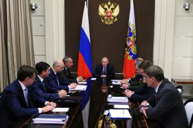 Совещание по вопросам развития авиастроения. Пресс-служба Кремля