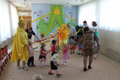Сотрудники следкома пришли с подарками для малышей в дом ребенка Хабаровска СУ СК РФ по Хабаровскому краю