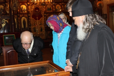 Хабаровчане не могли наглядеться на чудо-икону в Христорождественском соборе Корр. ИА AmurMedia