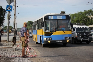 Остановки общественного транспорта на улице Краснореченской в Хабаровске будут перенесены Корр. ИА AmurMedia